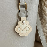 2PCS Pet Paw Shaped Key Chain – Pet Fur Storage and Memorial Gift Key Ring White