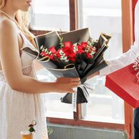 Set of 20 Sheets Flower Wrapping Paper Waterproof Floral Bouquet Packaging Paper for Wedding Birthday DIY Black Gold Edge