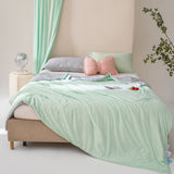 Reversible Cooling Blanket Lightweight Cool Blanket for Summer Green