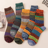 5 Pairs of Vintage Winter Socks Unisex Crew Socks Style 1