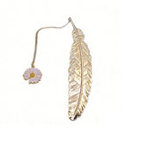 Elegant Feather Bookmark with Charm – Perfect Gift for Book Lovers Style 3